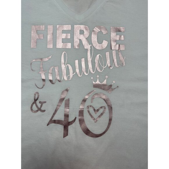40th Birthday T-Shirt Fierce & Fabulous White Rose Gold Print XL - Picture 2 of 4